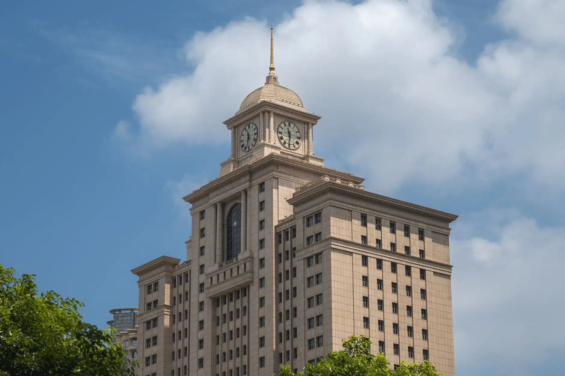 贸易服务行业办公物资集中采购趋势分析与成本优化策略