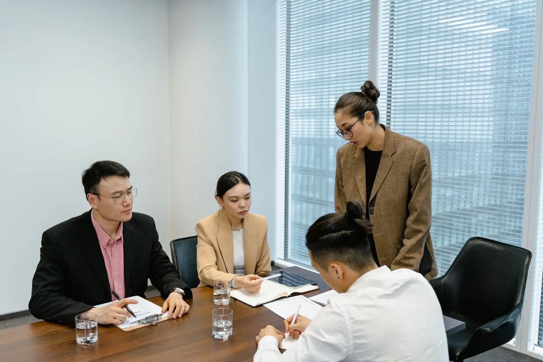 日用百货批发如何帮物业公司降低日常运营物资采购成本